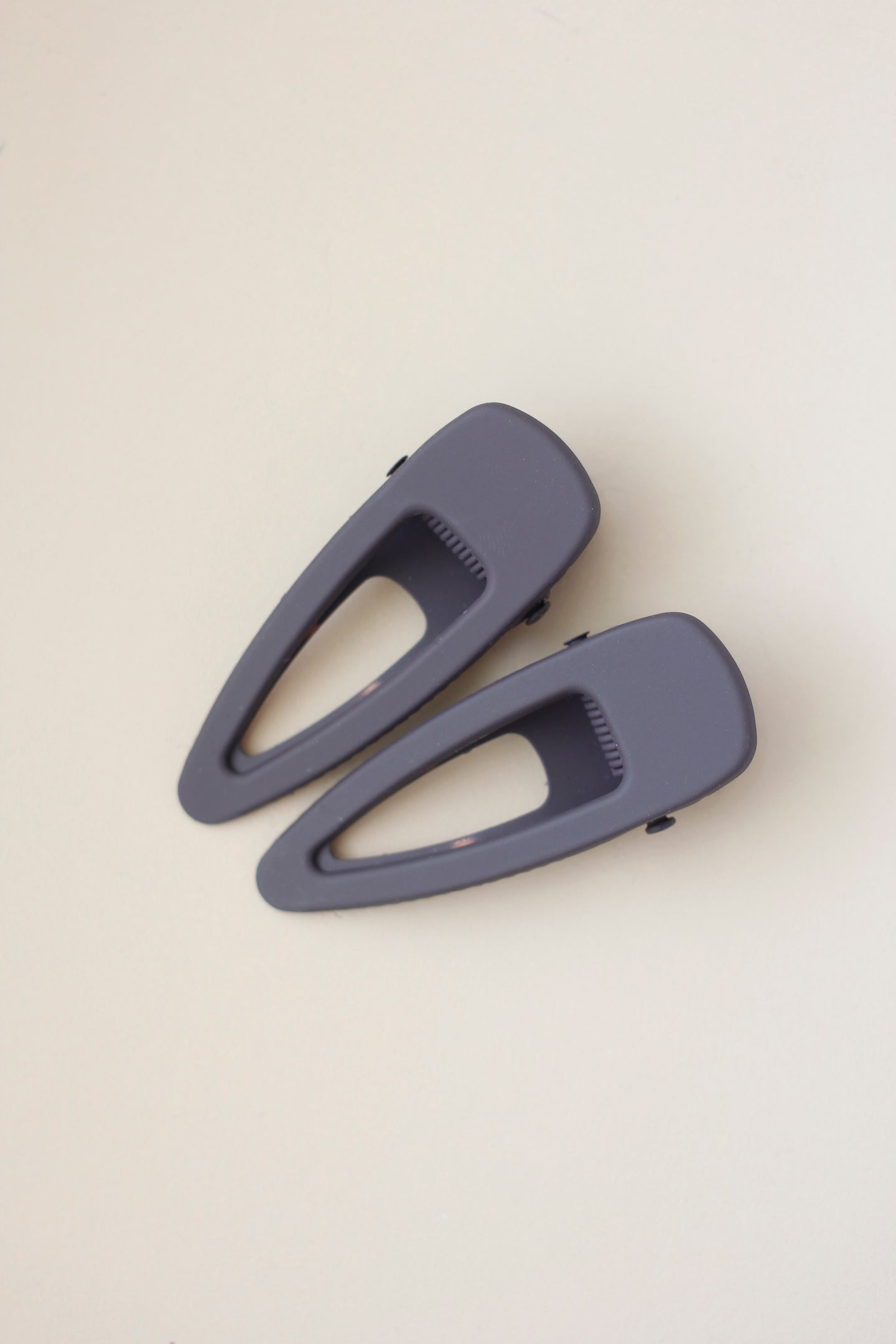 Regular Matte Clip Set of 2 - Charcoal