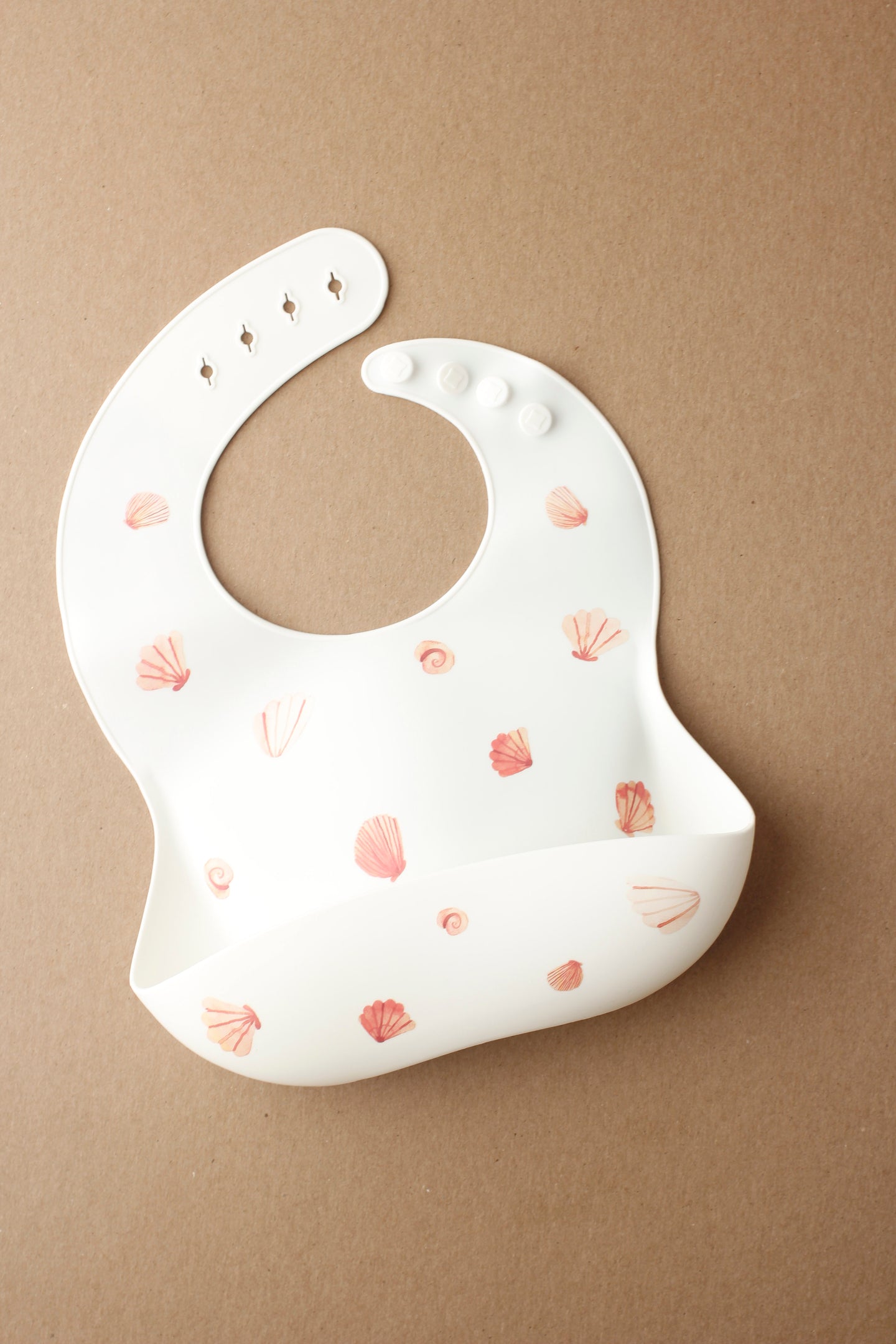 Silicone Baby Bib - Shells (mushie)