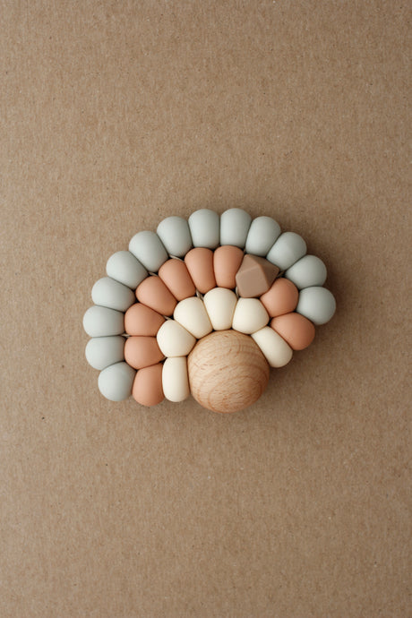 Rainbow Teether - Soft Sage